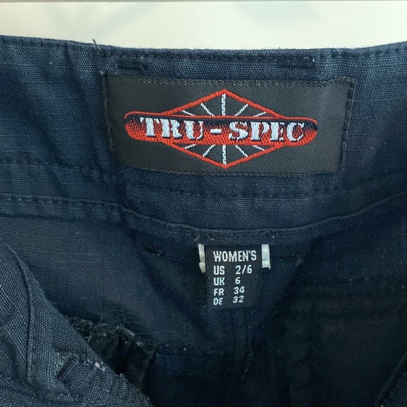 Women’s tru spec duty shorts . Tactical work shorts for fire and EMS - Picture 3 of 4